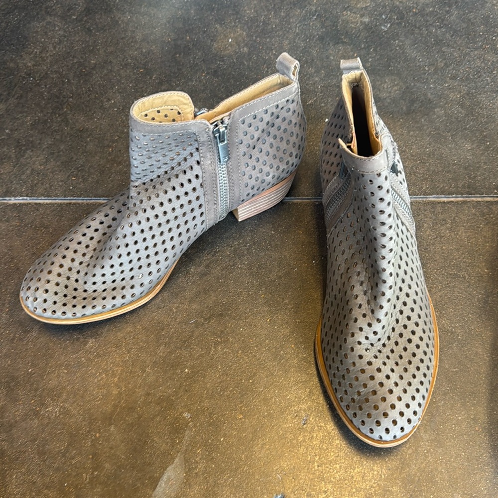 Lucky brand Ankle boots